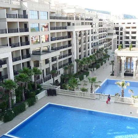 Sea View Апартамент